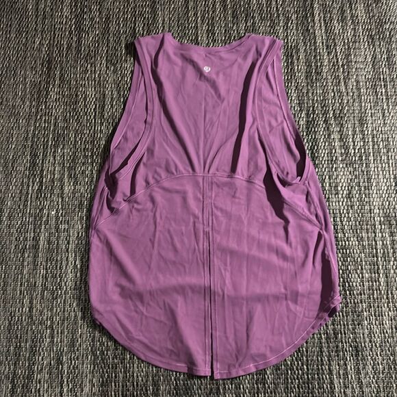 Lululemon Lightweight Split-Back Training Tank Top - Picture 2 of 4